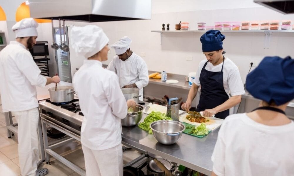 Hotel Staff Required For Dubai